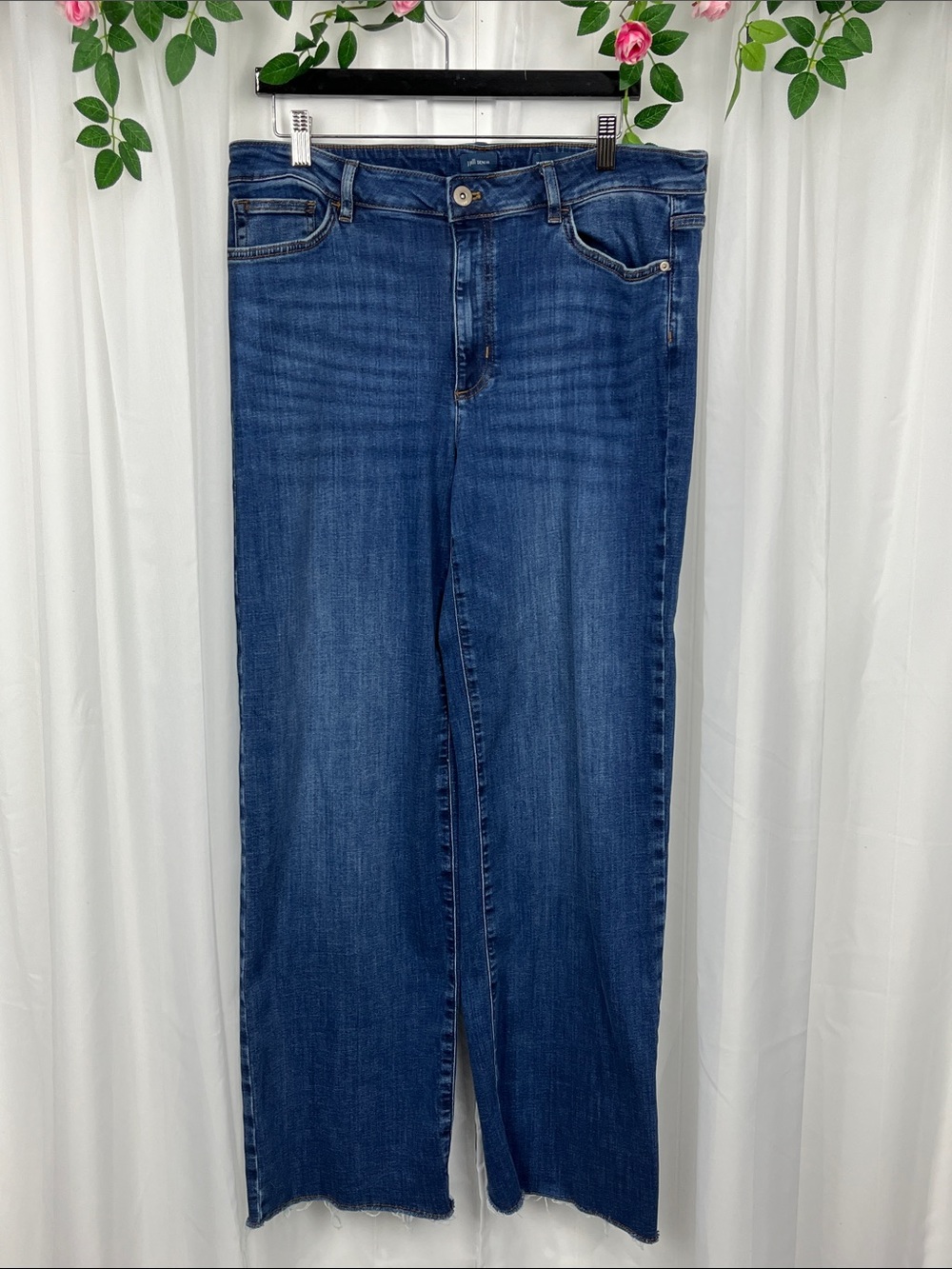 J. Jill Womens Denim Jeans 14 Med Wash Wide Leg Flare Raw Hem Pockets Quality EU